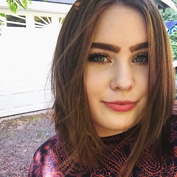 Meet your Posher, Rachael - Picture 2 of 8